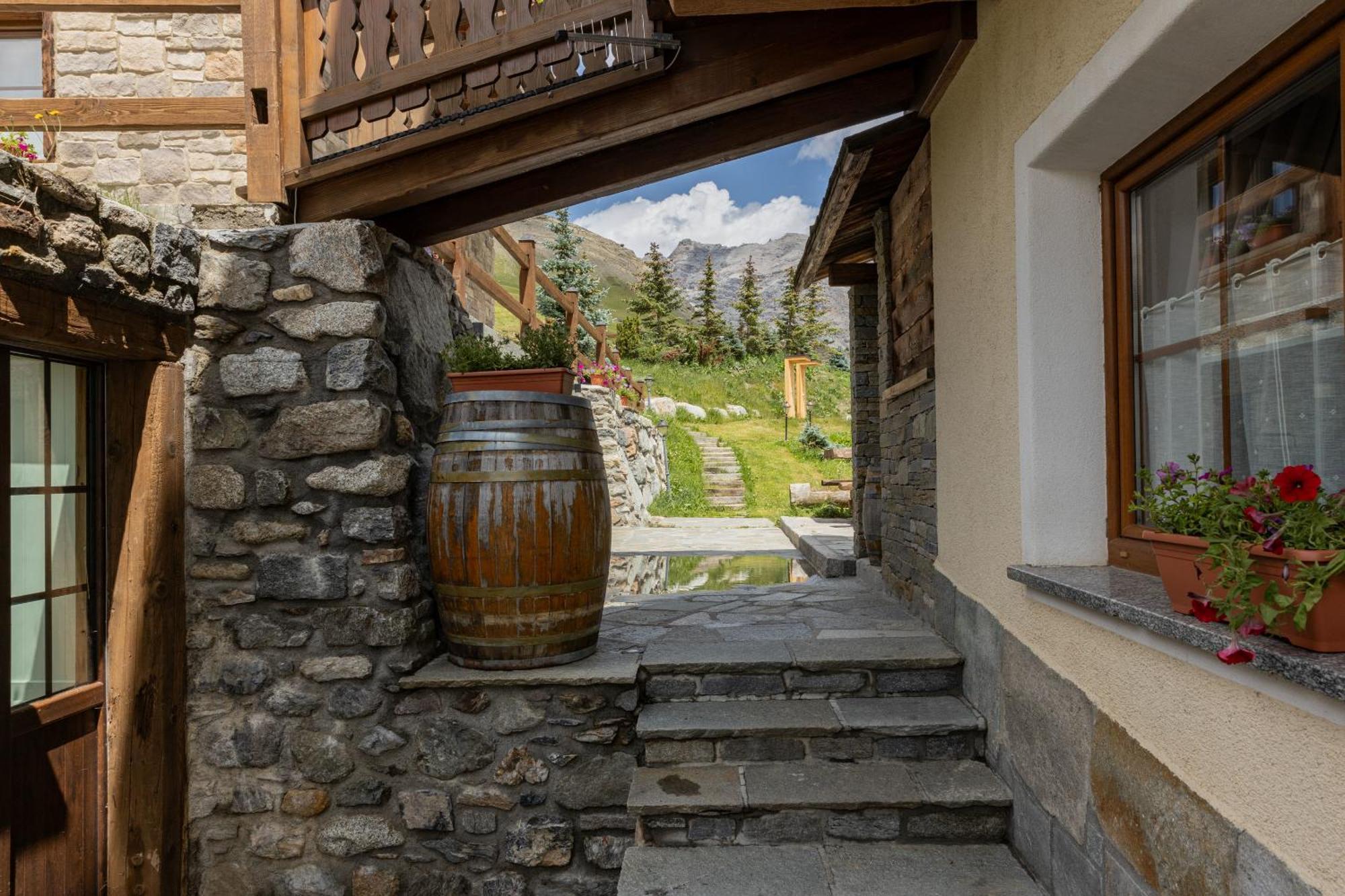 Pianeta Oro Avamposto Meteo Apartment Livigno Ngoại thất bức ảnh