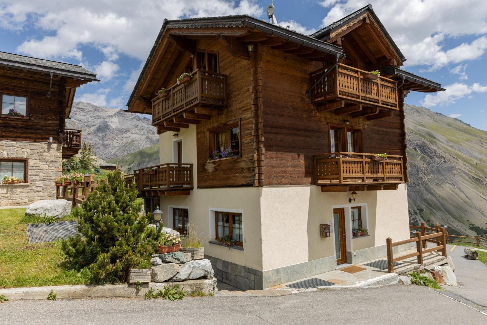 Pianeta Oro Avamposto Meteo Apartment Livigno Ngoại thất bức ảnh